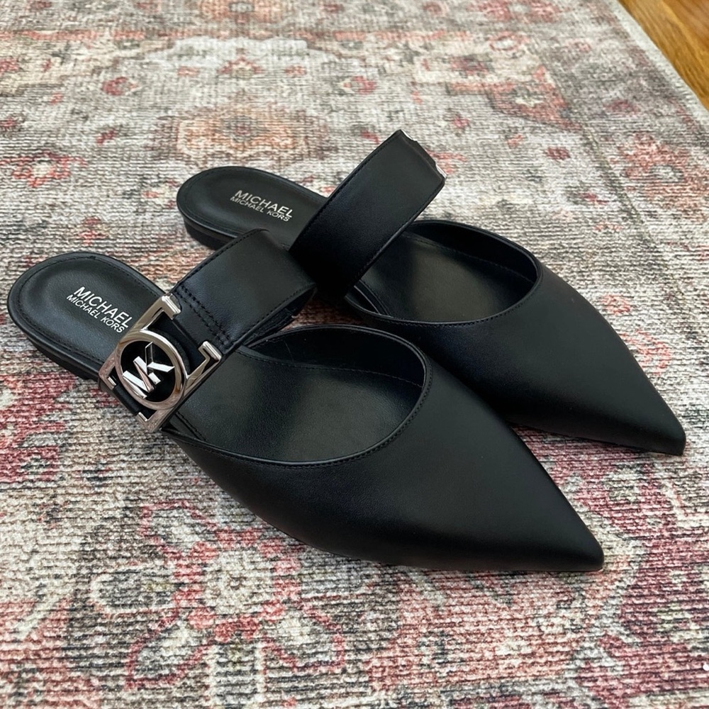 *BRAND NEW* Michael Kors black dress flats - tags removed but NEVER worn.